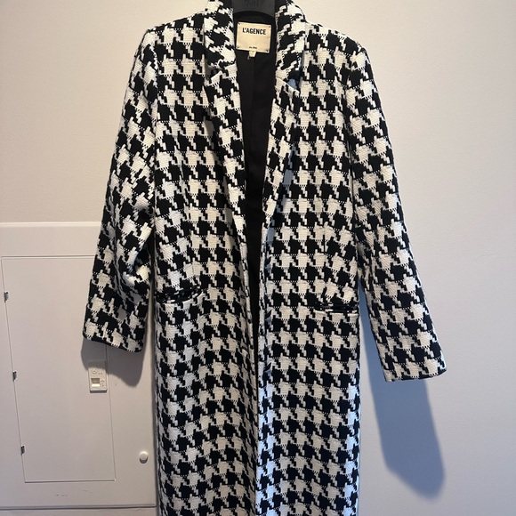 L'AGENCE Jackets & Blazers - L'AGENCE Monochrome Houndstooth Coat